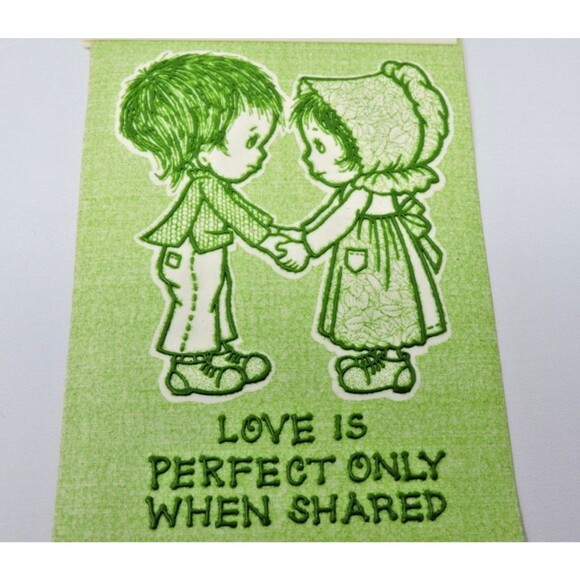Vtg Love Perfect Only When Shared Boy Girl Green Raised Plastic Mini 4x6" Sign - Picture 5 of 5